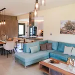 Aerinos Private Lefkada City