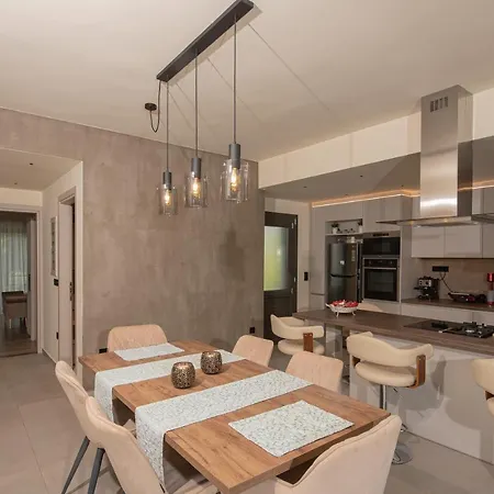 Aerinos Private Villa Lefkada City