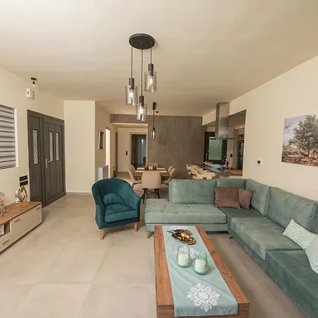 Villa Aerinos Private